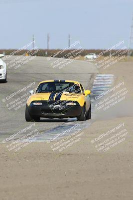 media/Nov-16-2024-CalClub SCCA (Sat) [[641f3b2761]]/Group 1/Race (Outside Grapevine)/